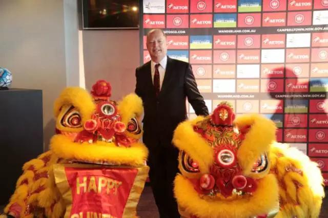 AETOS艾拓思资本集团高级副总裁Mike Thomas祝愿西悉尼流浪者足球俱乐部在2017亚冠联赛再创辉煌